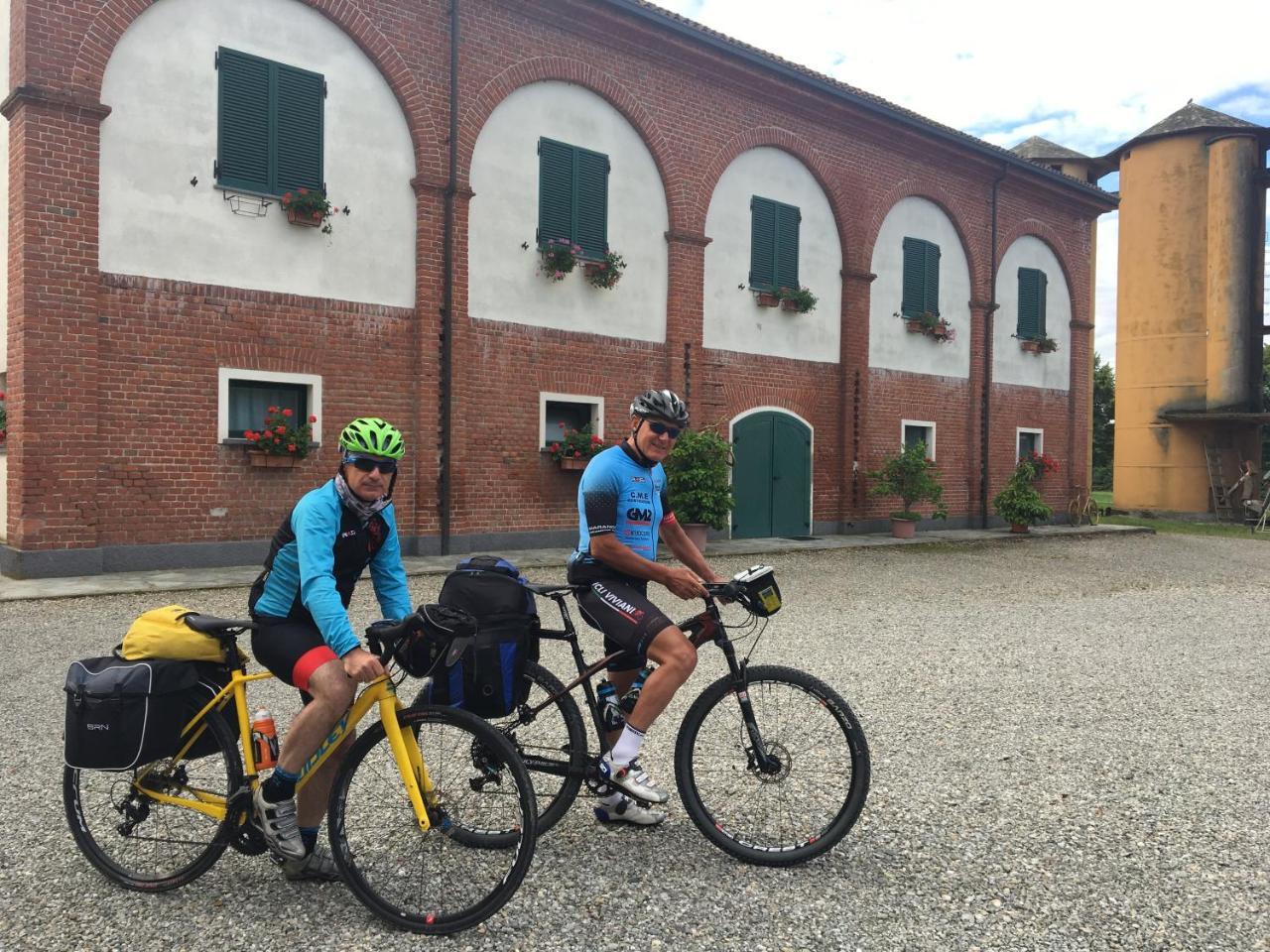 Agriturismo Cascina Nuova Vila Valenza Exterior foto
